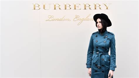 christopher bailey burberry salary|Burberry CEO's compensation falls 75.